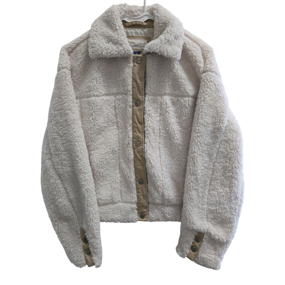 Universal Thread Cream Teddy Jacket with Cropped Fit. XS